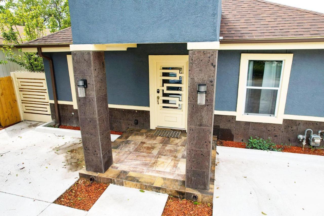 Private Hot Tub3Bd2Ba 2 Miles To Sa River Walk サンアントニオ エクステリア 写真