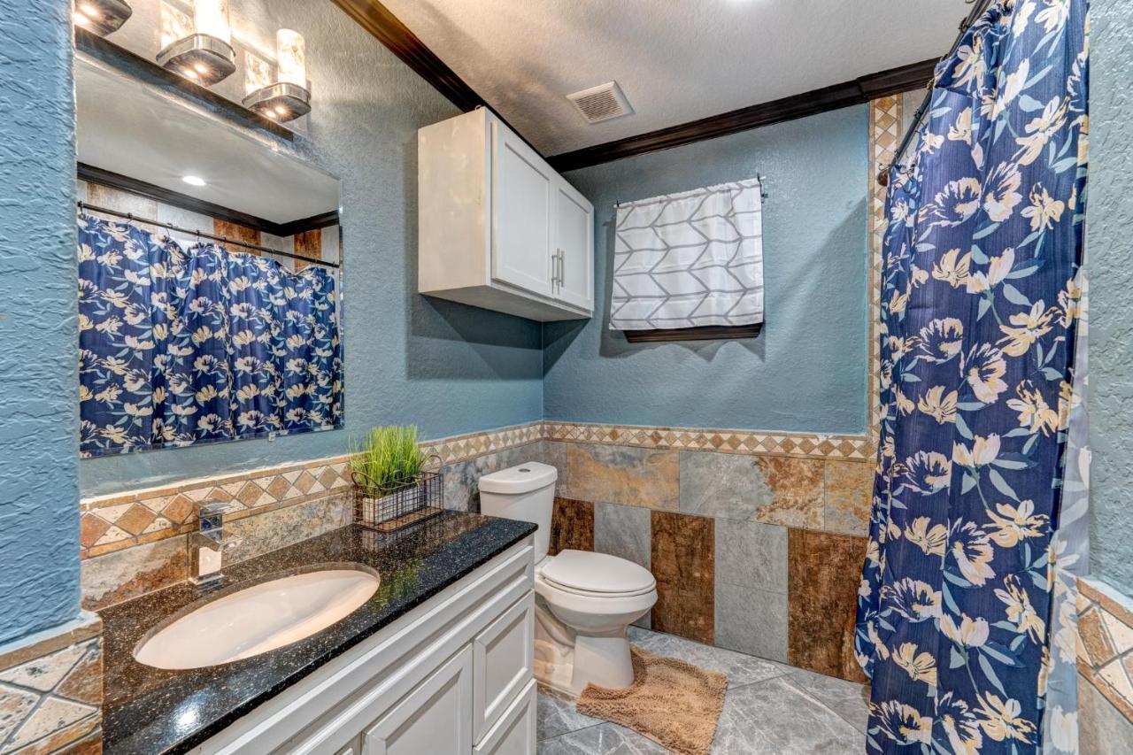 Private Hot Tub3Bd2Ba 2 Miles To Sa River Walk サンアントニオ エクステリア 写真