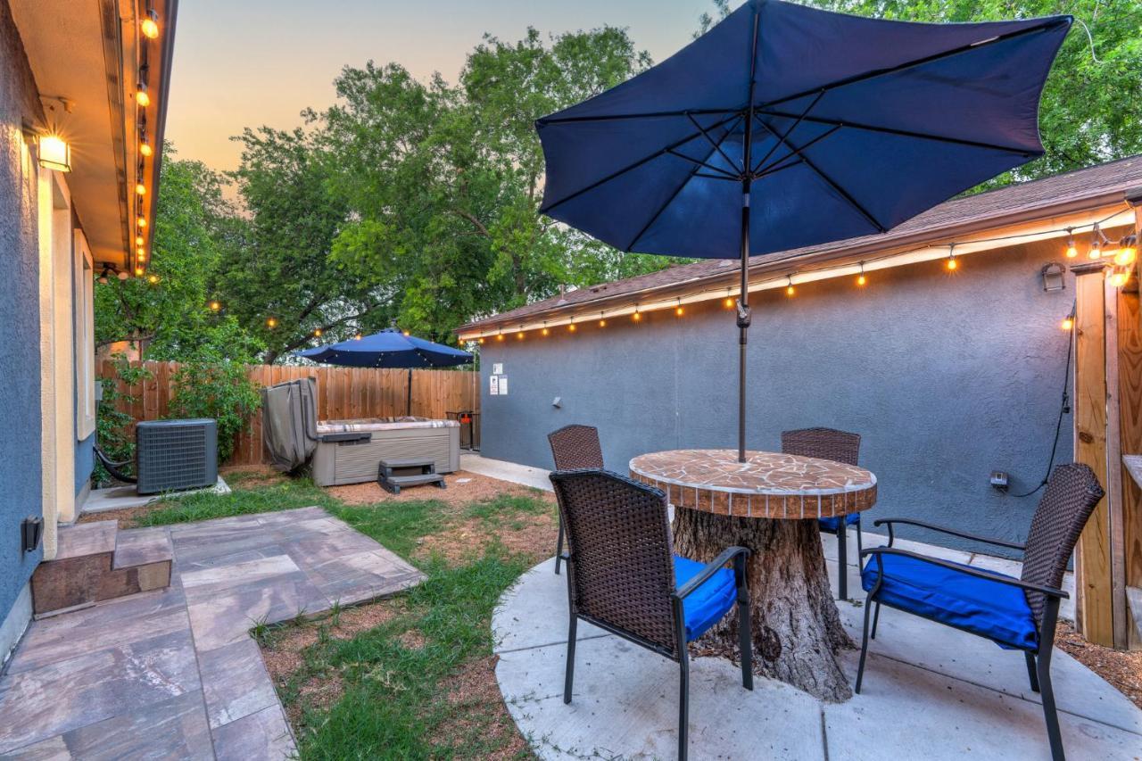 Private Hot Tub3Bd2Ba 2 Miles To Sa River Walk サンアントニオ エクステリア 写真